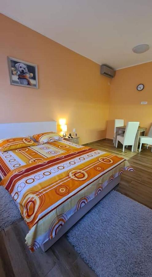 Ales Apartman Sombor Ngoại thất bức ảnh